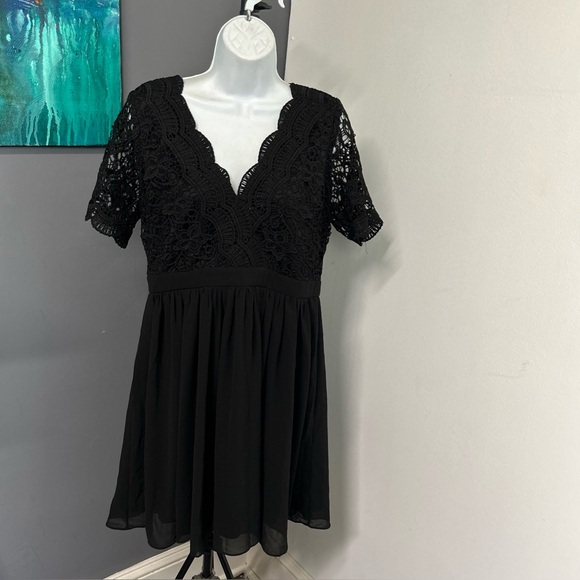 Lulus Black Women’s XL‎ Cocktail Mini Dress Lace & Sheer Overlay Coquette Flirty - Picture 1 of 13